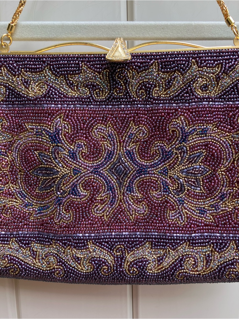Beaded purple evening bag handbag formal gold chain clasp close vintage look